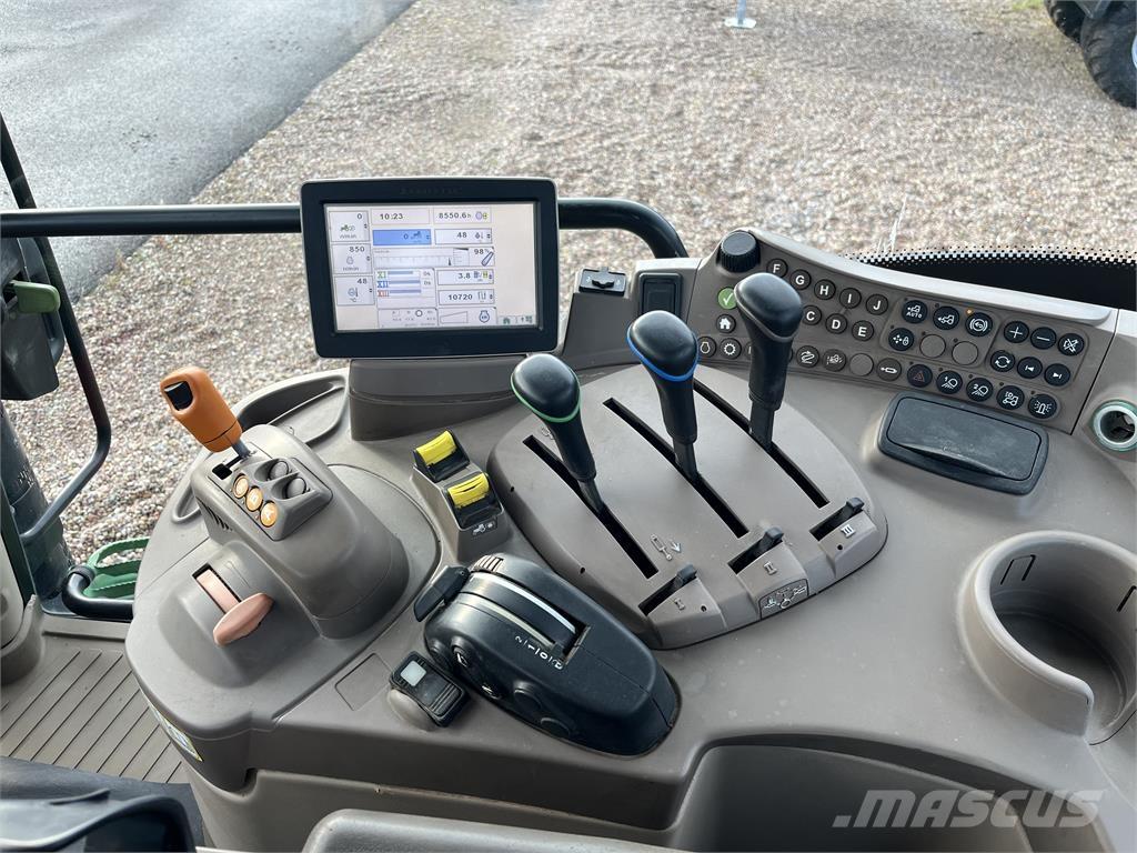 John Deere 6140R الجرارات