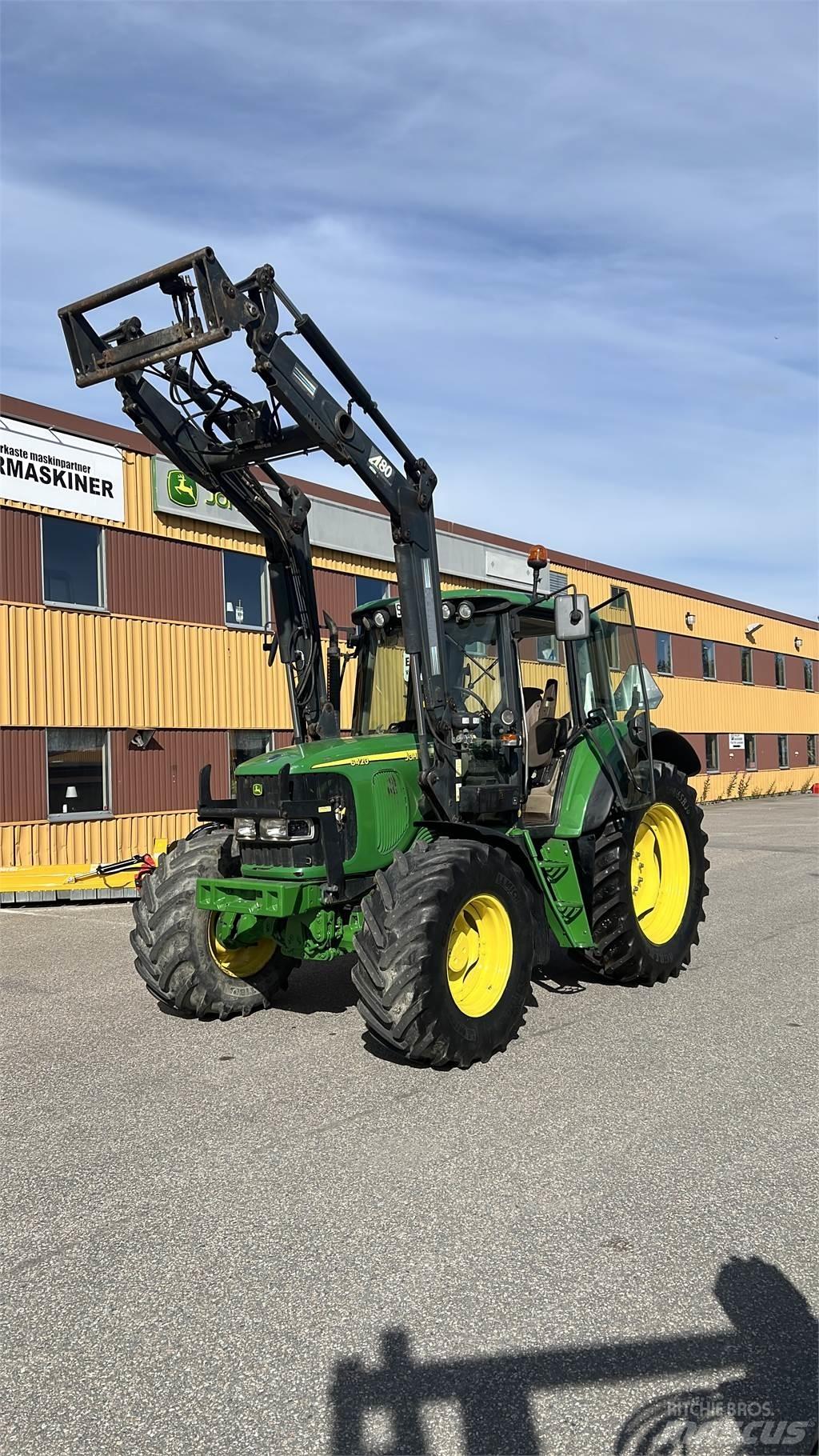 John Deere 6420 الجرارات
