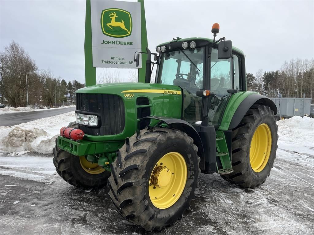John Deere 6930 Premium الجرارات