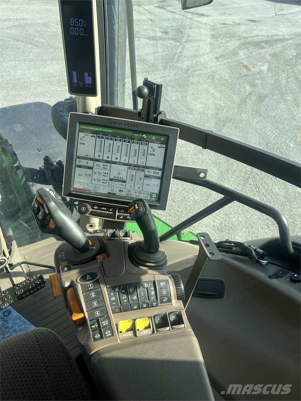 John Deere 6R 250 الجرارات