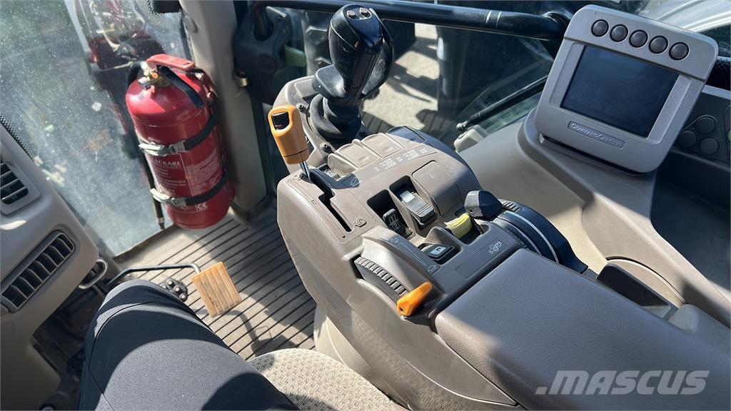 John Deere 7530 Premium الجرارات