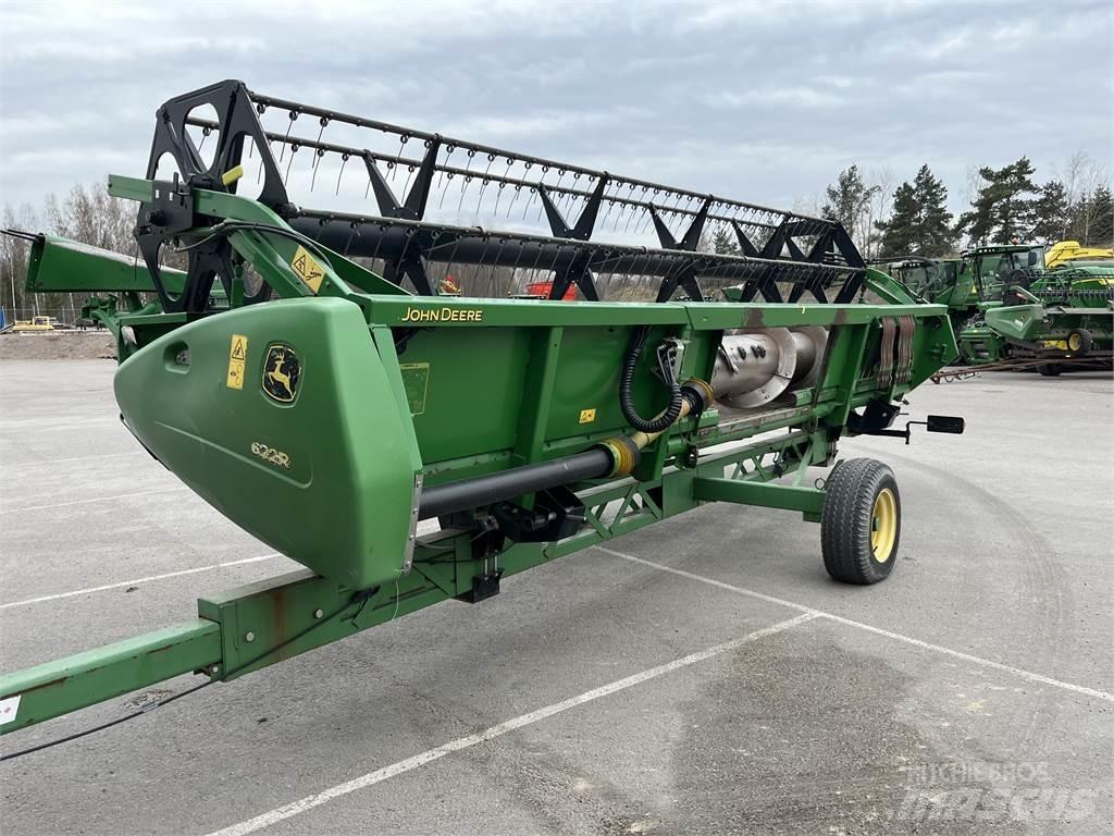 John Deere 9560i WTS حصادات