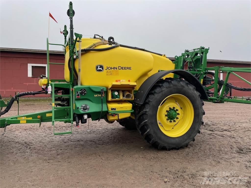 John Deere M740I SPRUTA الرشاشات
