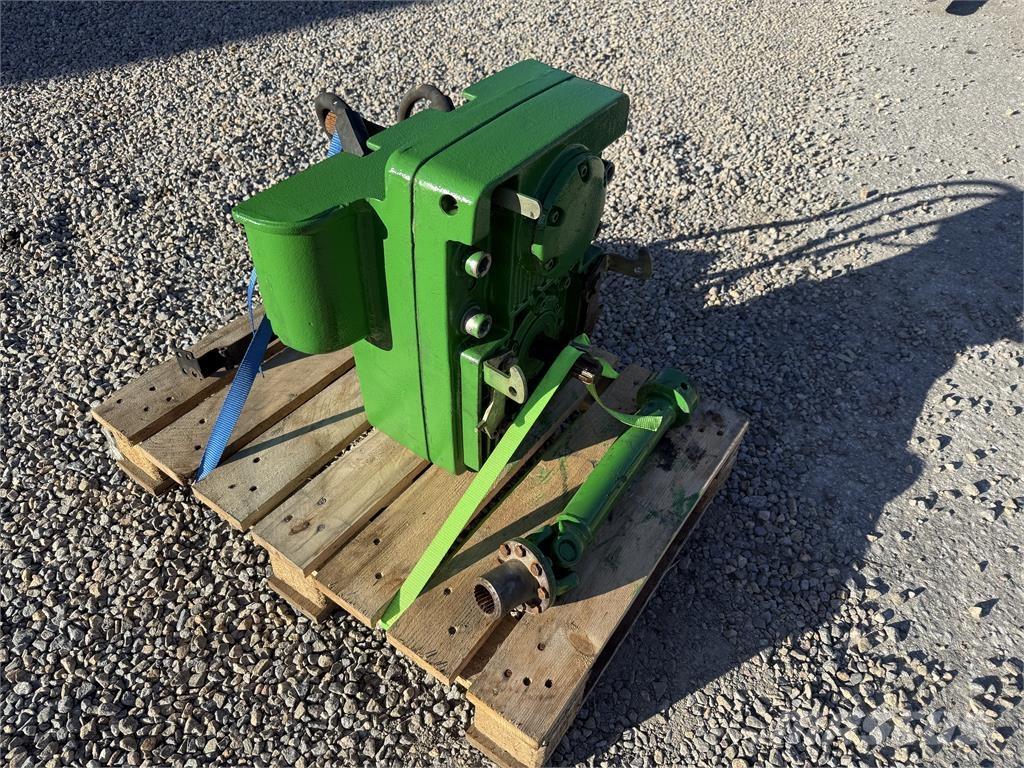 John Deere PTO ماكينات وملحقات تسميد أخرى
