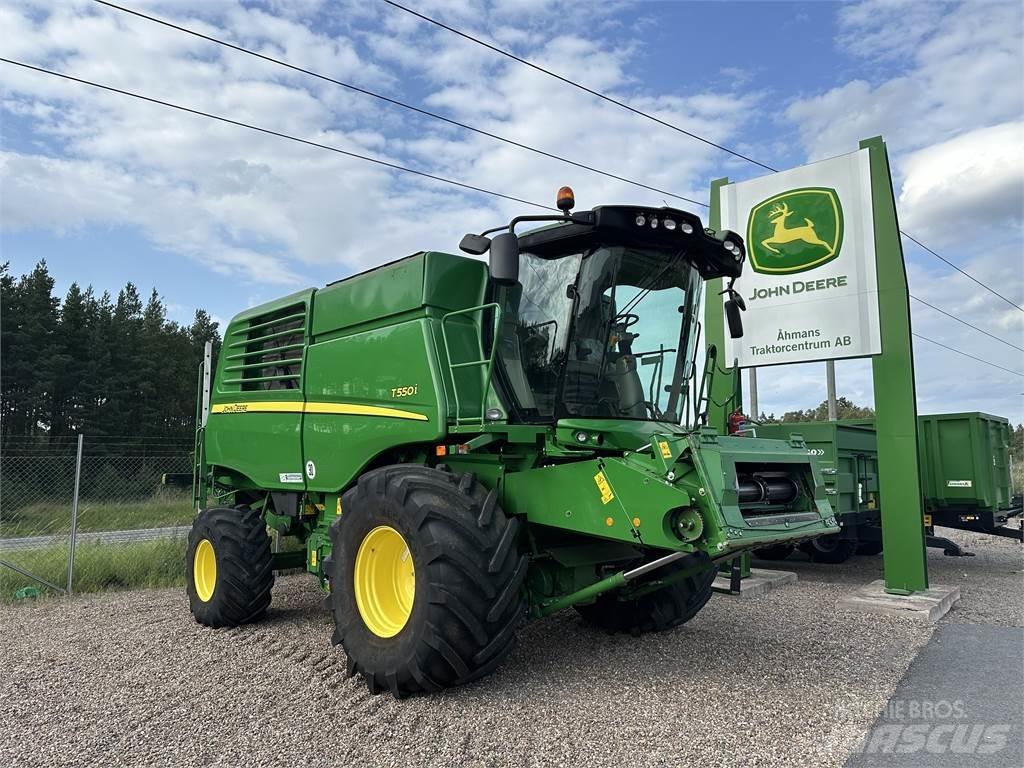 John Deere T550 حصادات