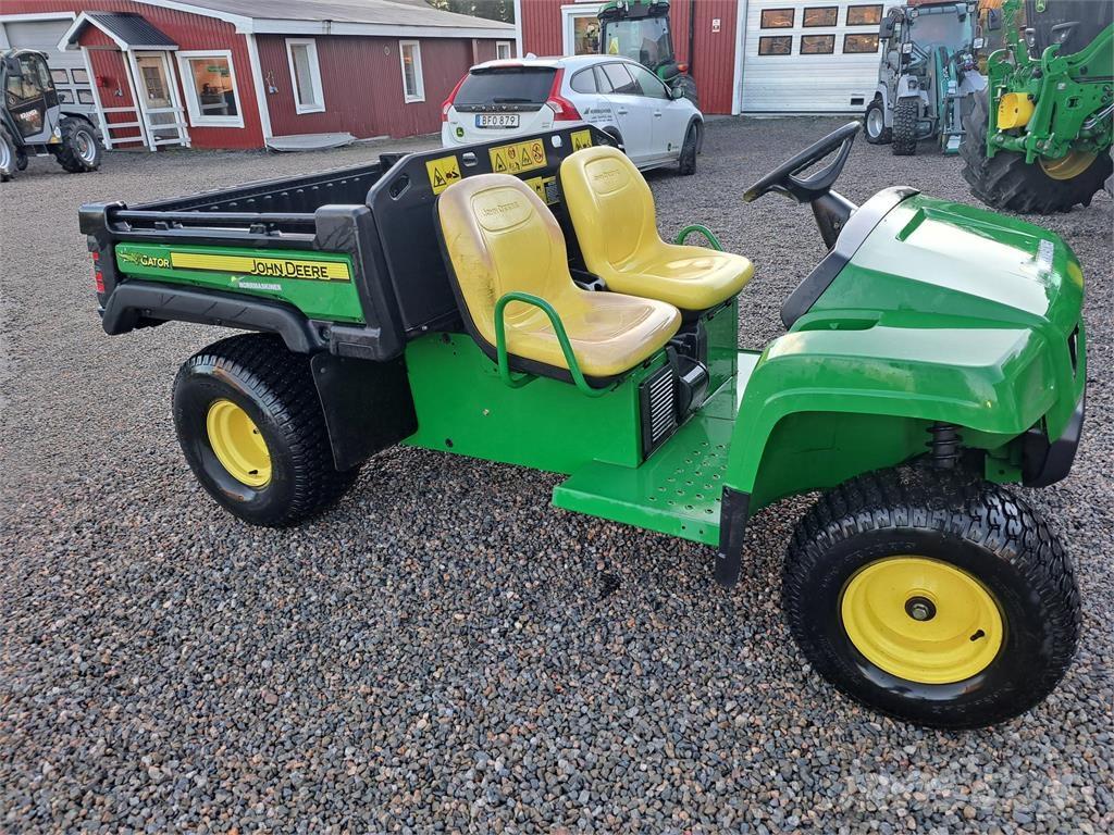 John Deere TE Gator ركوب الحشائش