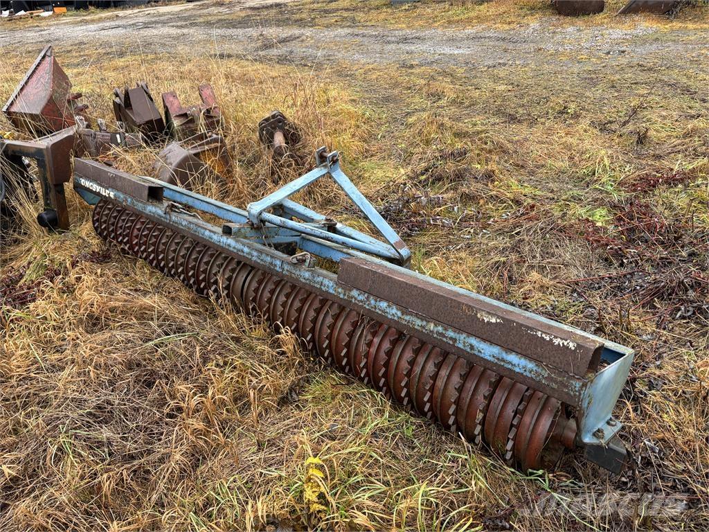 Kongskilde Vält ماكينات وملحقات زراعة أخرى