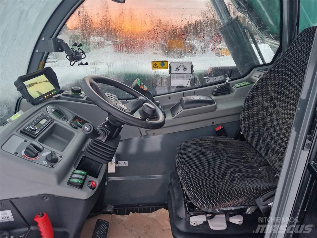 Kramer KT 276 مناولات متداخلة