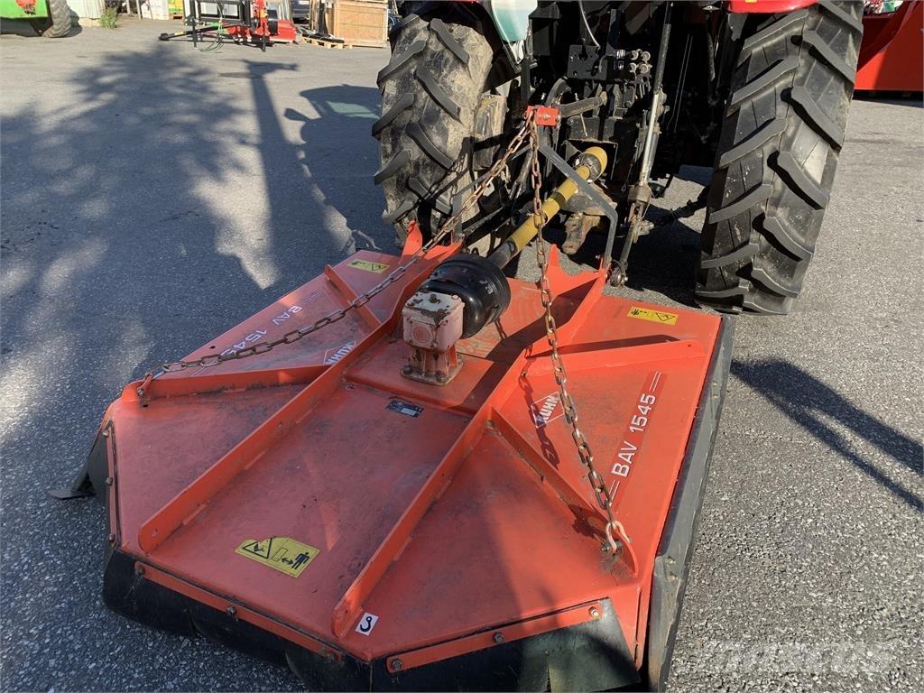 Kuhn BAV 1545 جزازات وأغطية المراعي