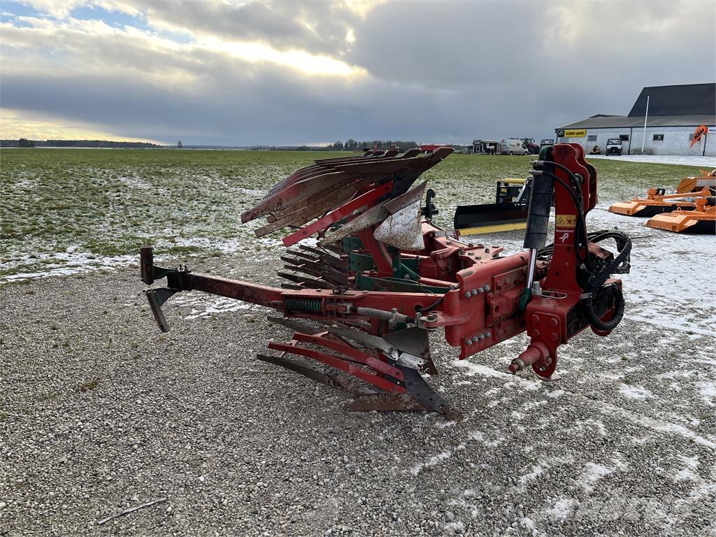 Kverneland ES 5-skärig ماكينات وملحقات زراعة أخرى