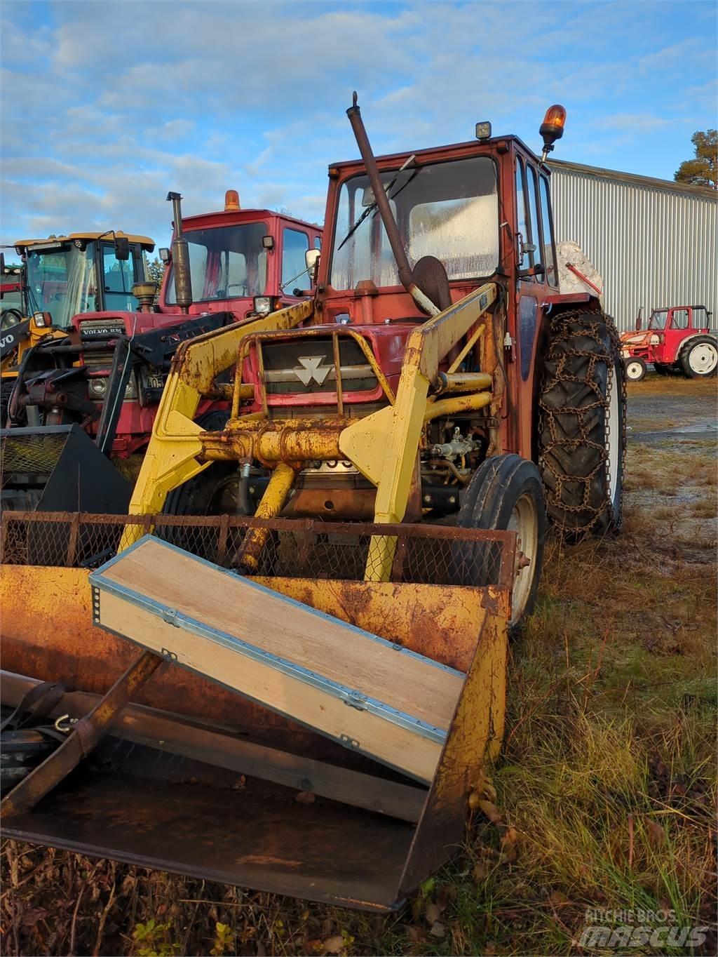 Massey Ferguson 135 الجرارات
