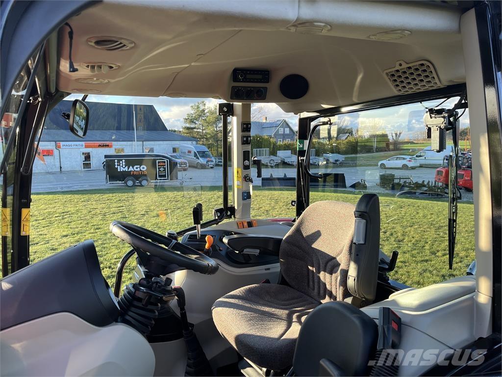 Massey Ferguson 4708M الجرارات