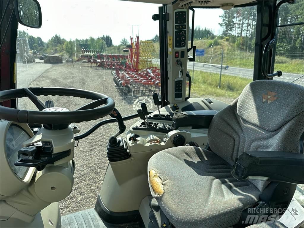 Massey Ferguson 5712 الجرارات