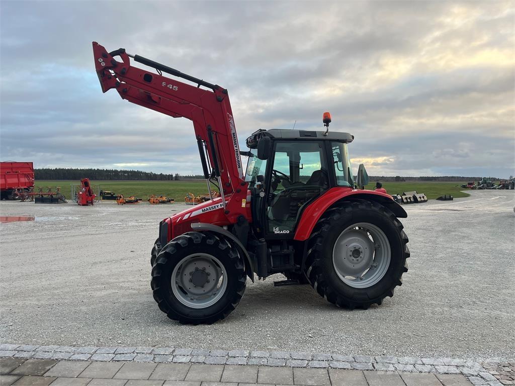 Massey Ferguson 6455 الجرارات