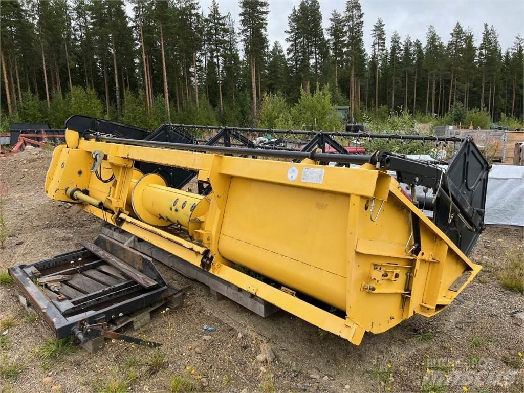 New Holland Skärbord 15 معدات أخرى لحصاد العلف