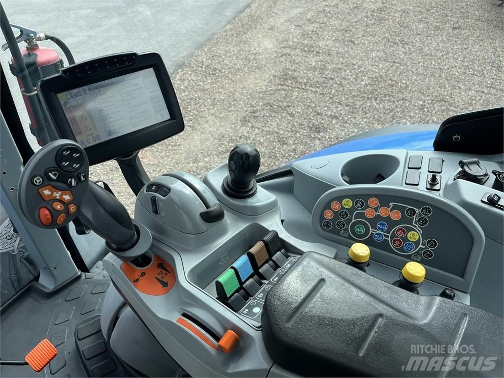 New Holland T7.270 الجرارات