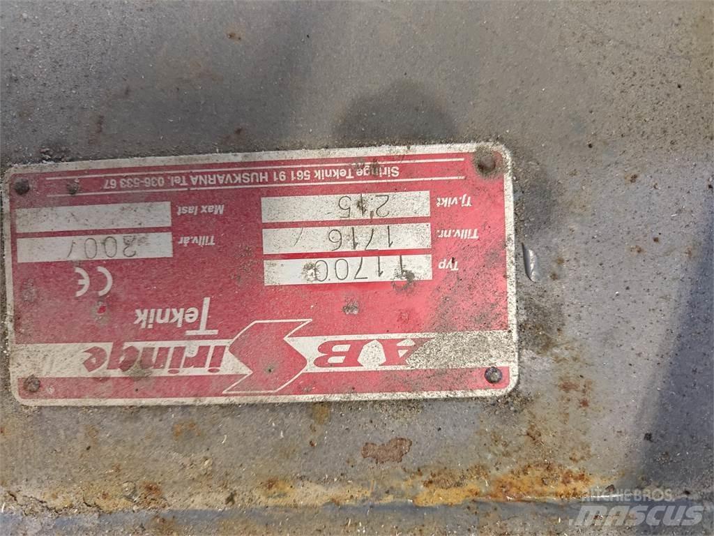 Siringe 170 VIKPLOG 3-P حراثات ونصول الجليد
