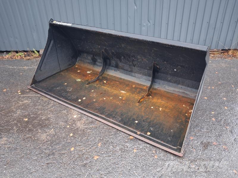  SNÖSKOPA ÅLÖ 220 EURO ملحقات أخرى للجرارات