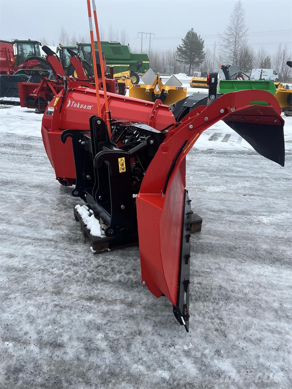 Tokvam VT380 vikplog حراثات ونصول الجليد