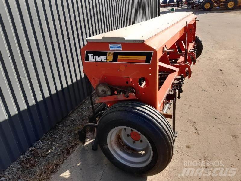 Tume CK 4000 Såmaskin ماكينات وملحقات البذر الأخرى