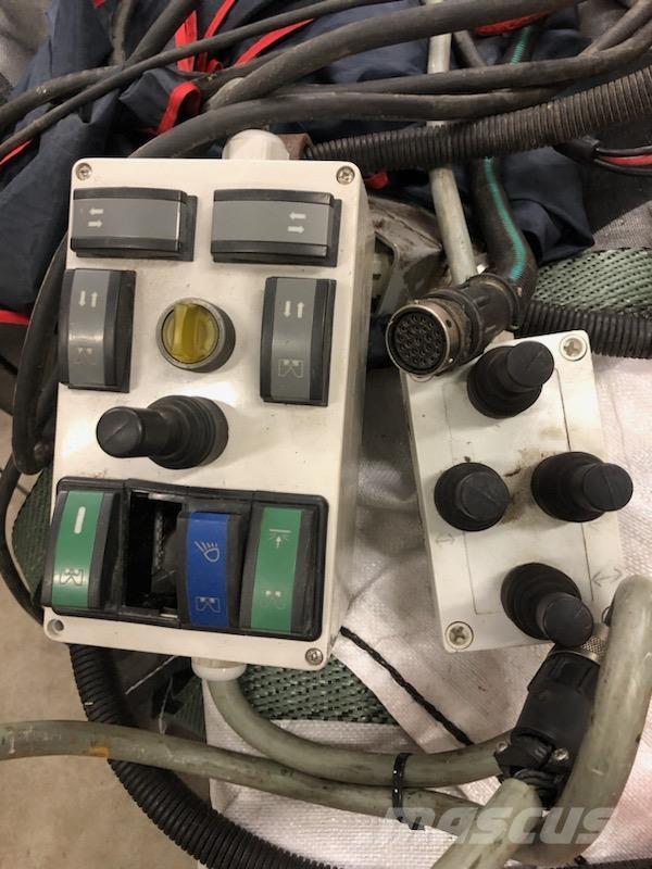  Underbett till Traktor ملحقات ومكونات أخرى