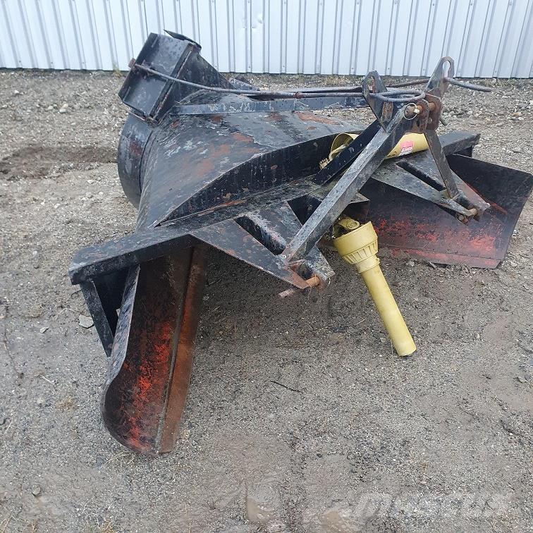  V-SLUNGA 2M ماكينات الطرق والجليد الأخرى