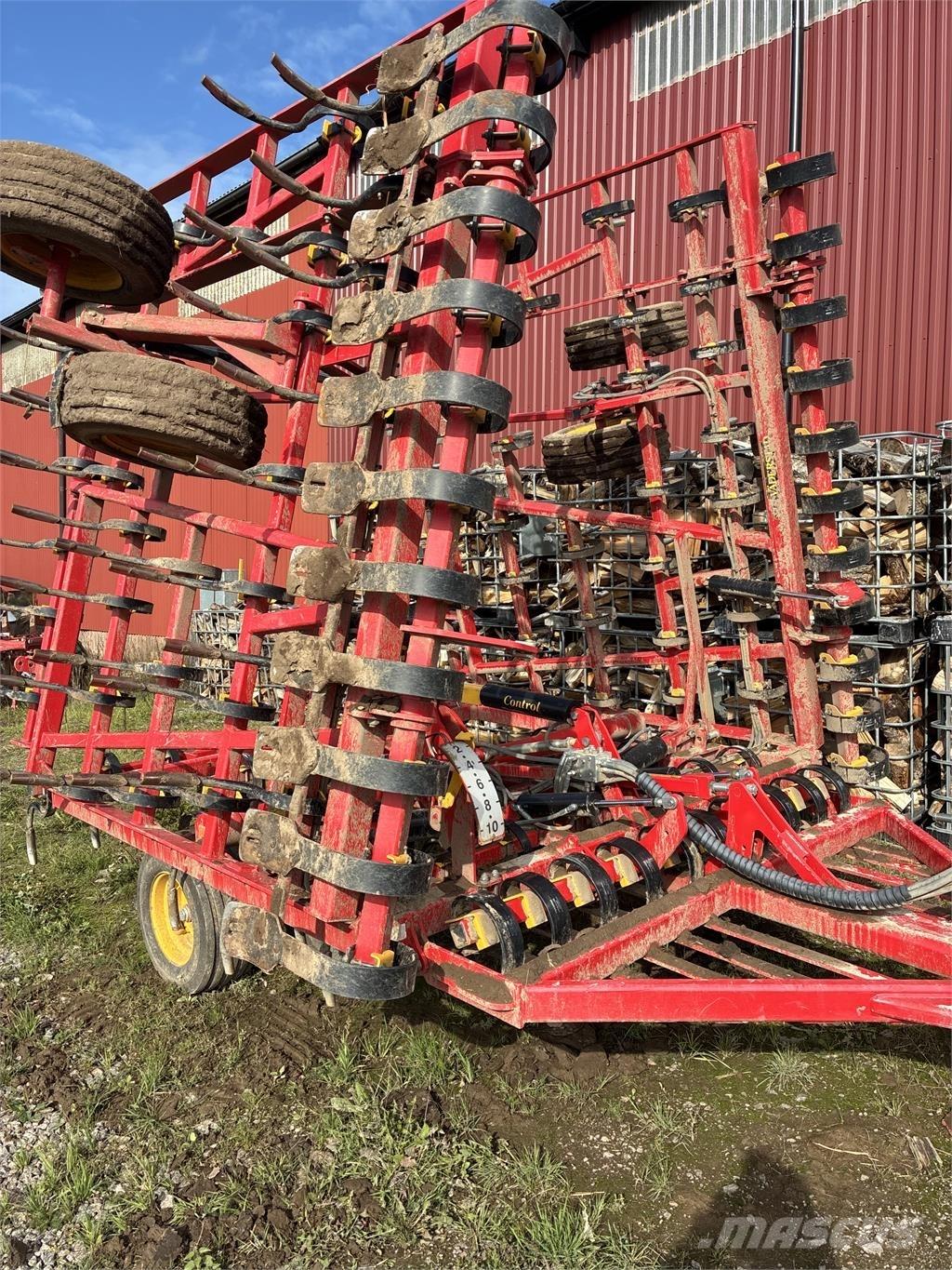 Väderstad NZA 800 HARV كاسحات