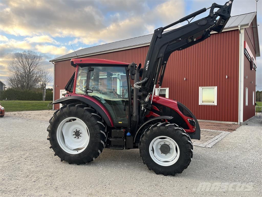 Valtra A 84 الجرارات