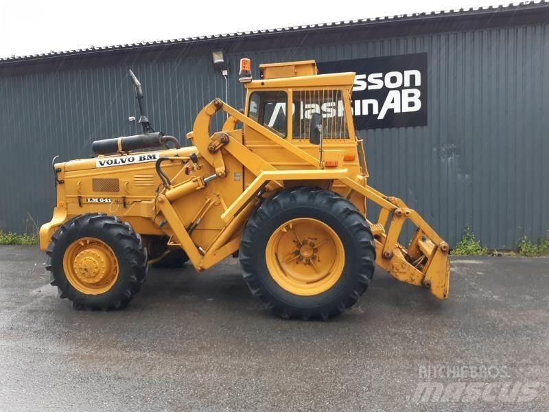 Volvo BM 641 BRED HYTT لوادر بعجل