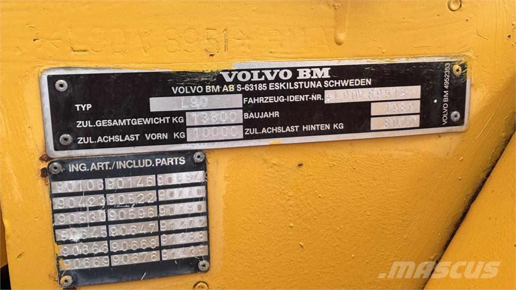 Volvo L90 LASTMASKIN لوادر بعجل