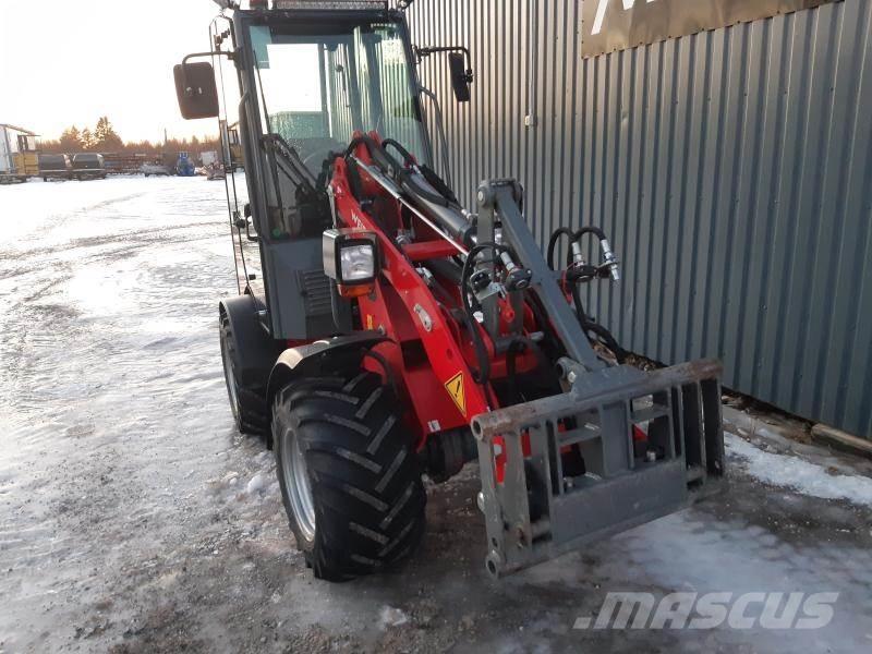Weidemann 1160 MED HYTT لوادر بعجل