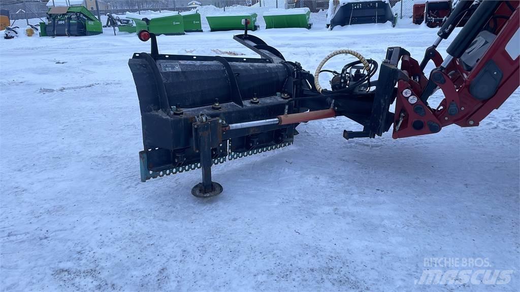 XYZ Vikplog 2800 حراثات ونصول الجليد