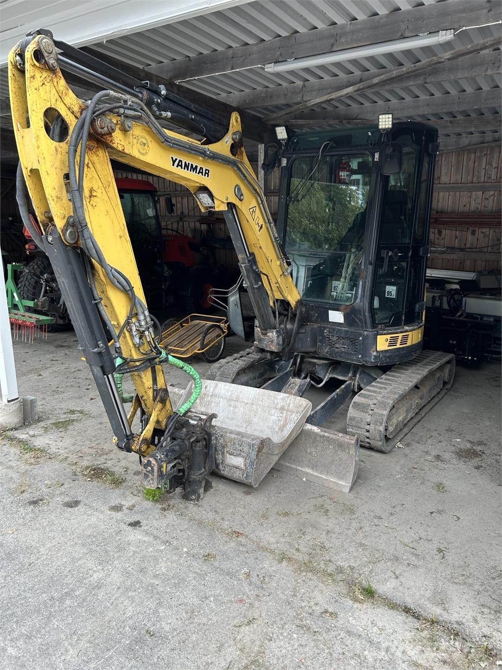 Yanmar VIO 38 GRÄVARE لوادر بعجل