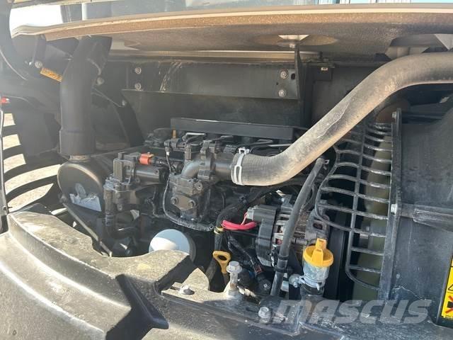 Bobcat E88 حفارات وسط 7 طن - 12 طن
