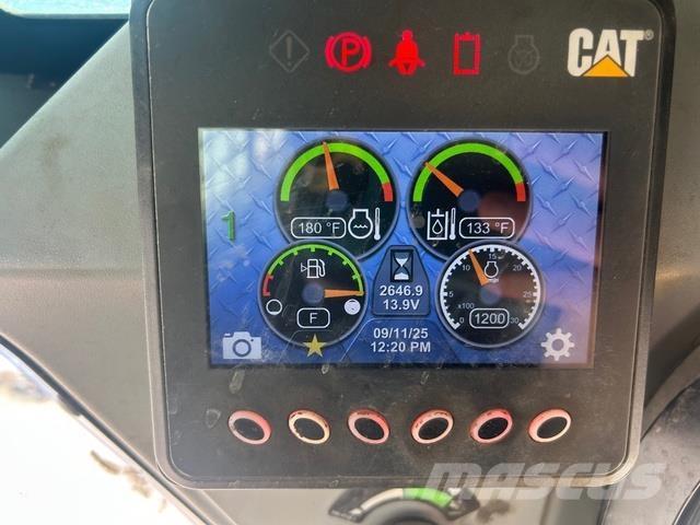 CAT 226D الإطارات والعجلات والحافات