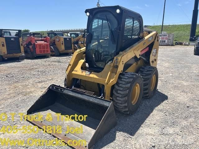 CAT 236D3 الإطارات والعجلات والحافات