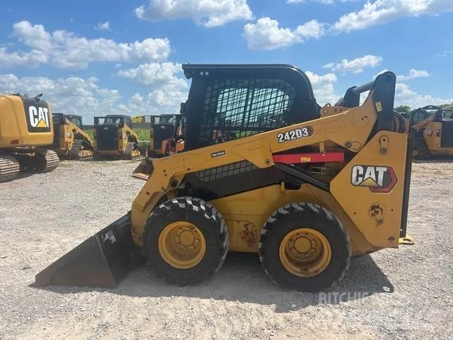CAT 242D3 الإطارات والعجلات والحافات