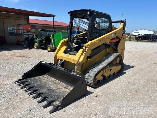 CAT 259D3 لوادر انزلاقية التوجيه