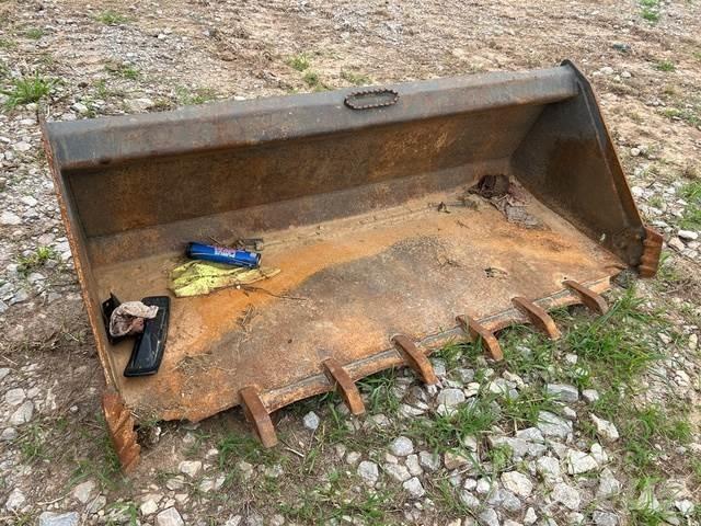 CID 72 Tooth Bucket دلاء