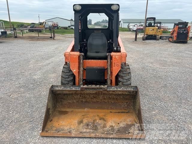 Gehl R105 الإطارات والعجلات والحافات