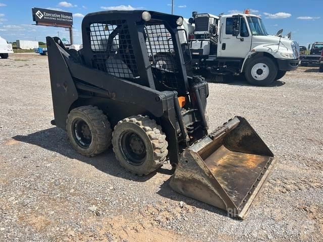 Gehl R105 الإطارات والعجلات والحافات