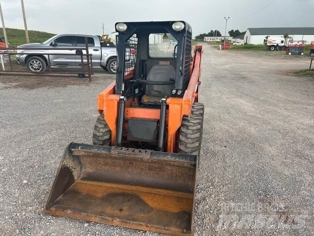 Gehl R105 الإطارات والعجلات والحافات