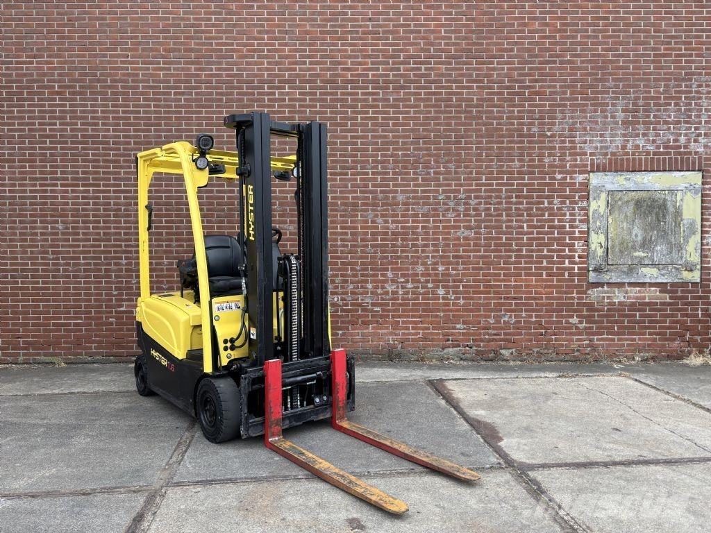 Hyster J1.6XN MWB شاحنات ذات رافعات شوكية تعمل بالكهرباء
