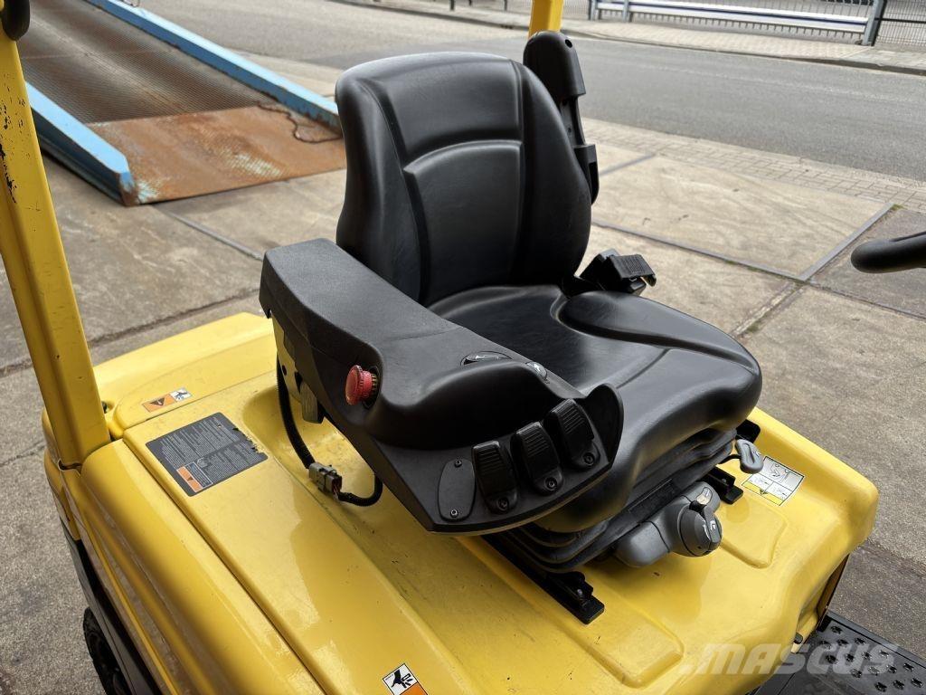 Hyster J1.6XN MWB شاحنات ذات رافعات شوكية تعمل بالكهرباء