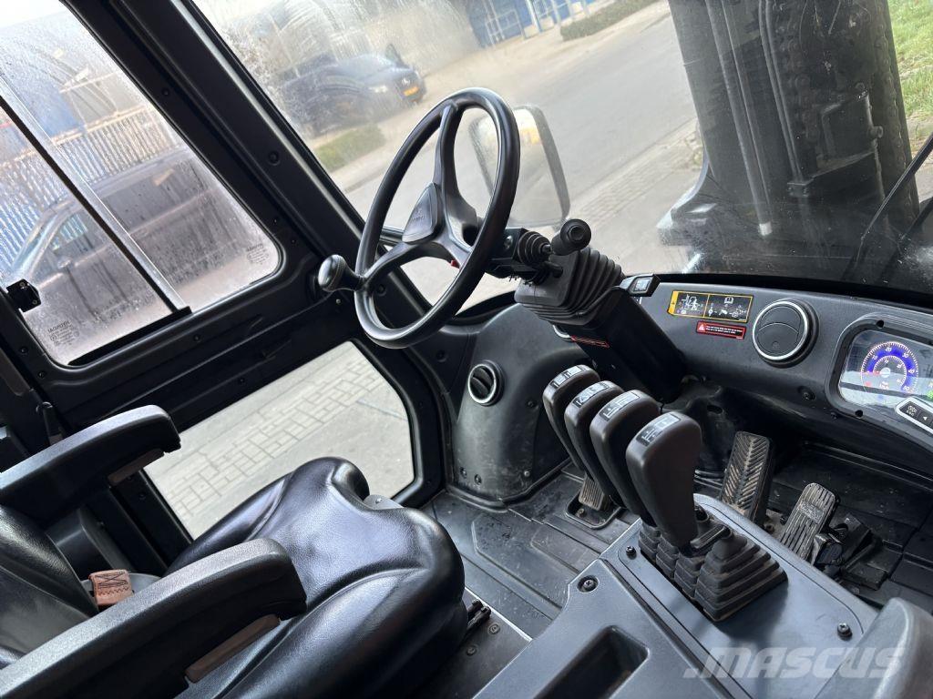 Hyundai 80D-9 شاحنات الديزل