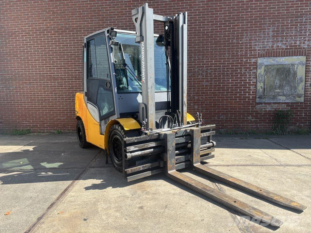 Jungheinrich DFG 545s شاحنات الديزل
