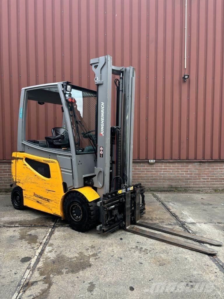 Jungheinrich EFG 425ks شاحنات ذات رافعات شوكية تعمل بالكهرباء