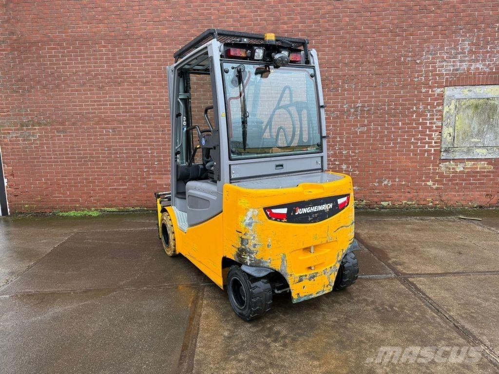 Jungheinrich EFG S30 شاحنات ذات رافعات شوكية تعمل بالكهرباء
