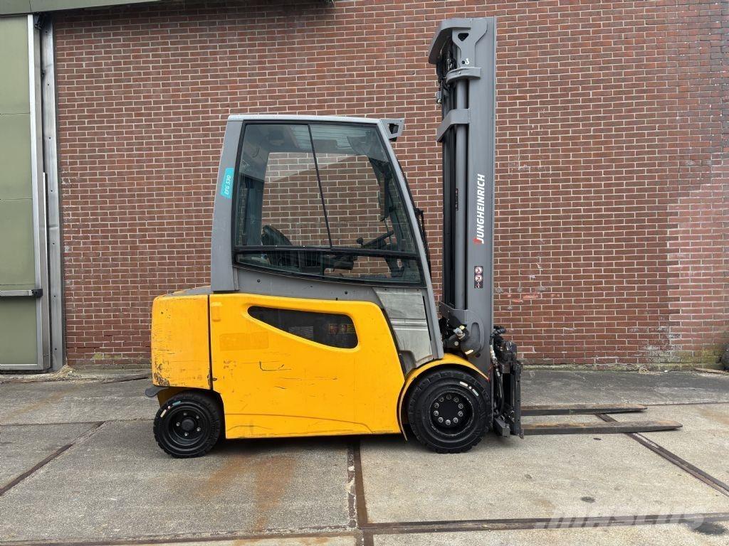 Jungheinrich EFG S30 شاحنات ذات رافعات شوكية تعمل بالكهرباء