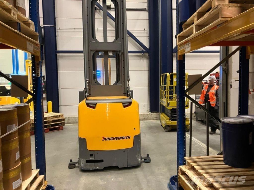 Jungheinrich EKX 516 معدات الرفع عالي المستوى